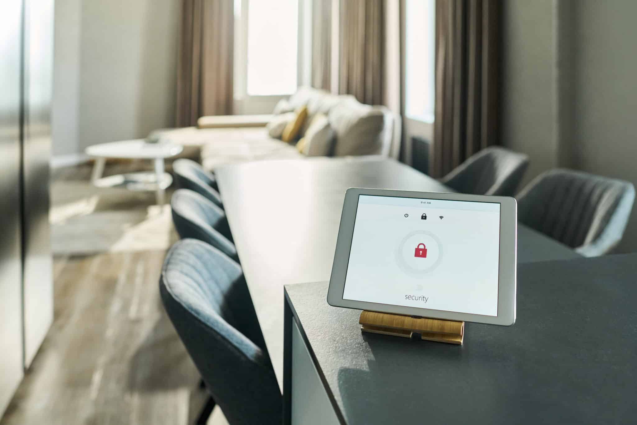 Advanced Locking Windows.