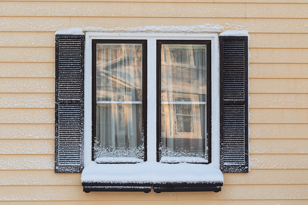 Signs That Your Windows are Not Energy Efficient: House Window Services in Flower Mound