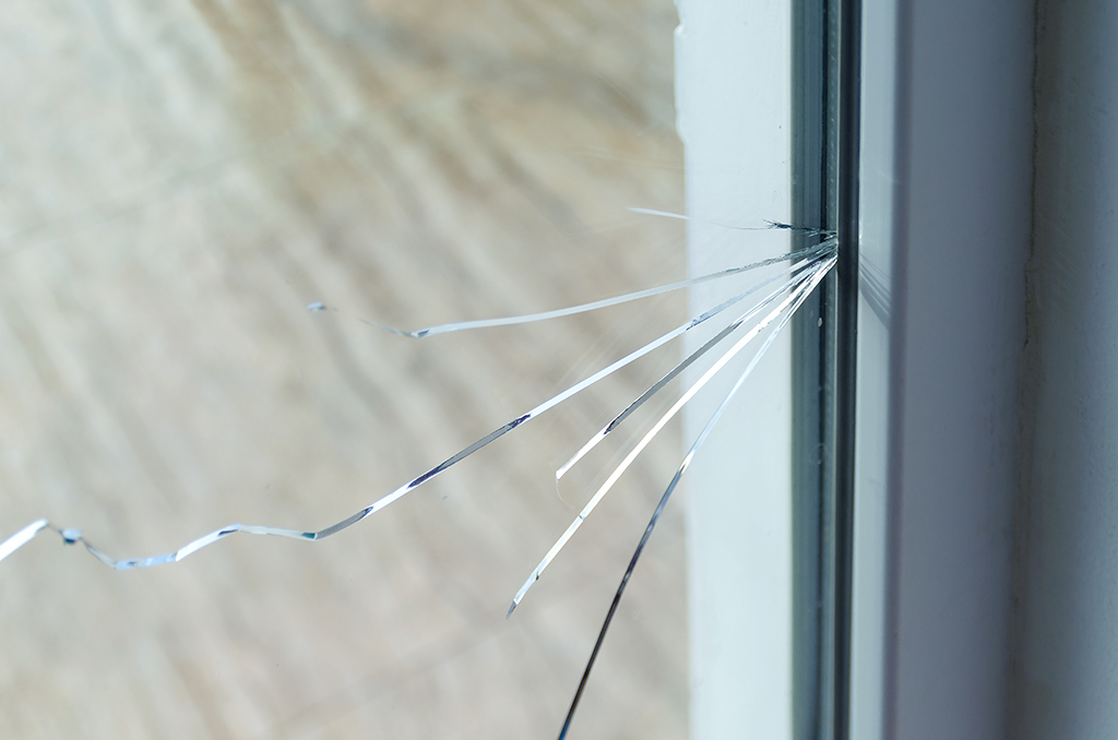 Window Installation: Signs That Your Windows Need Replacement | Plano, TX