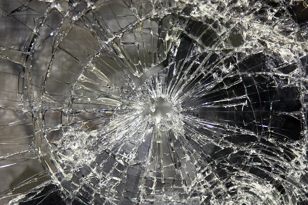 Triple Pane Windows: Five Reasons You Should Repair Your Broken Window Now | Flower Mound, TX