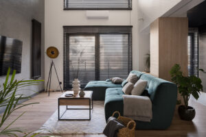 How Custom Blinds Can Transform Your Home's Interior Design